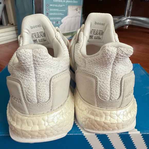 Adidas Ultraboost 5.0 DNA running shoes - Picture 3 of 6